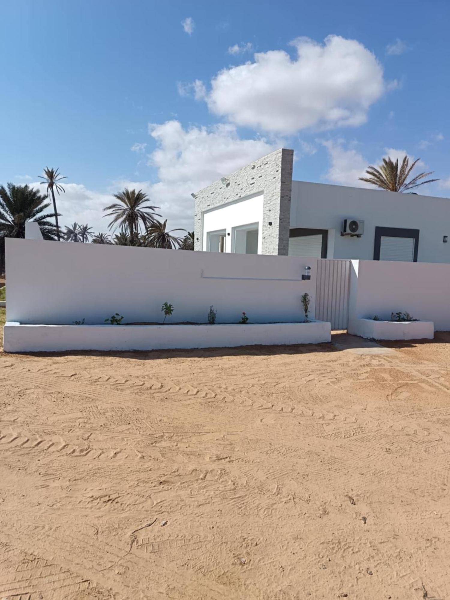 Villa Djerba Bord De Mer Al Haddadah Exterior foto